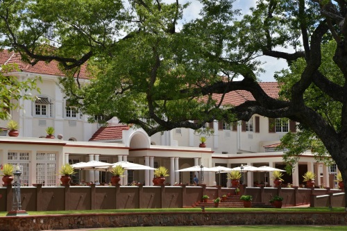 Victoria Falls Hotel buitenterras